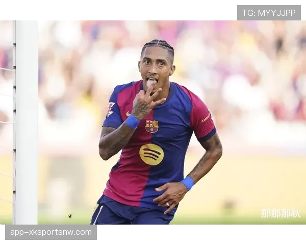 登贝莱与拉菲尼亚：边锋位置竞争及战术适配差异分析